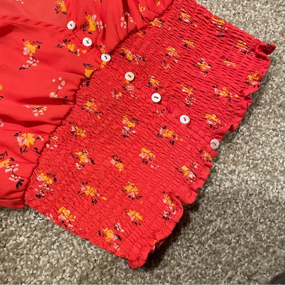 Floral Fashion nova crop blouse - Picture 2 of 4